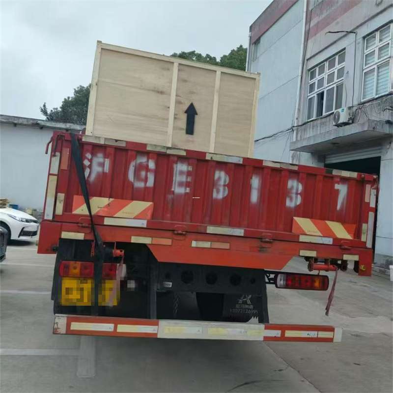 珠山区米林县：物流专线的高效货运之旅