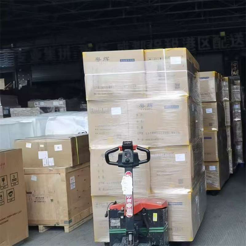 珠山区若尔盖县物流运输：多元服务与高效线路